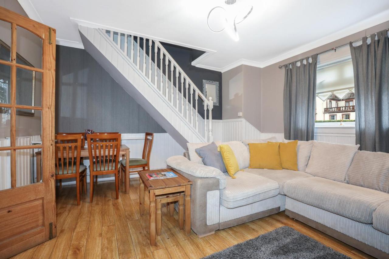 Beautiful 4 Bedroom Cottage - Ideal Location - Free Parkingエディンバラ エクステリア 写真