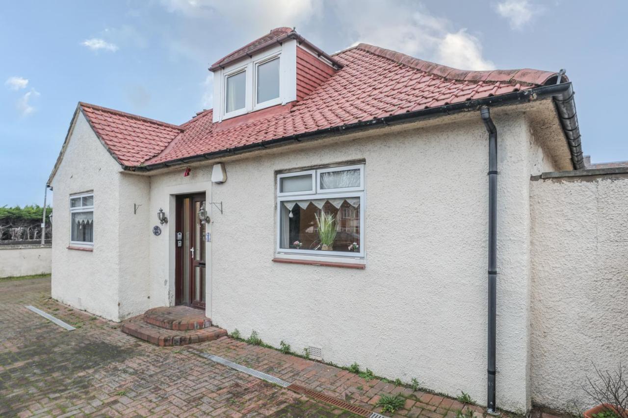 Beautiful 4 Bedroom Cottage - Ideal Location - Free Parkingエディンバラ エクステリア 写真