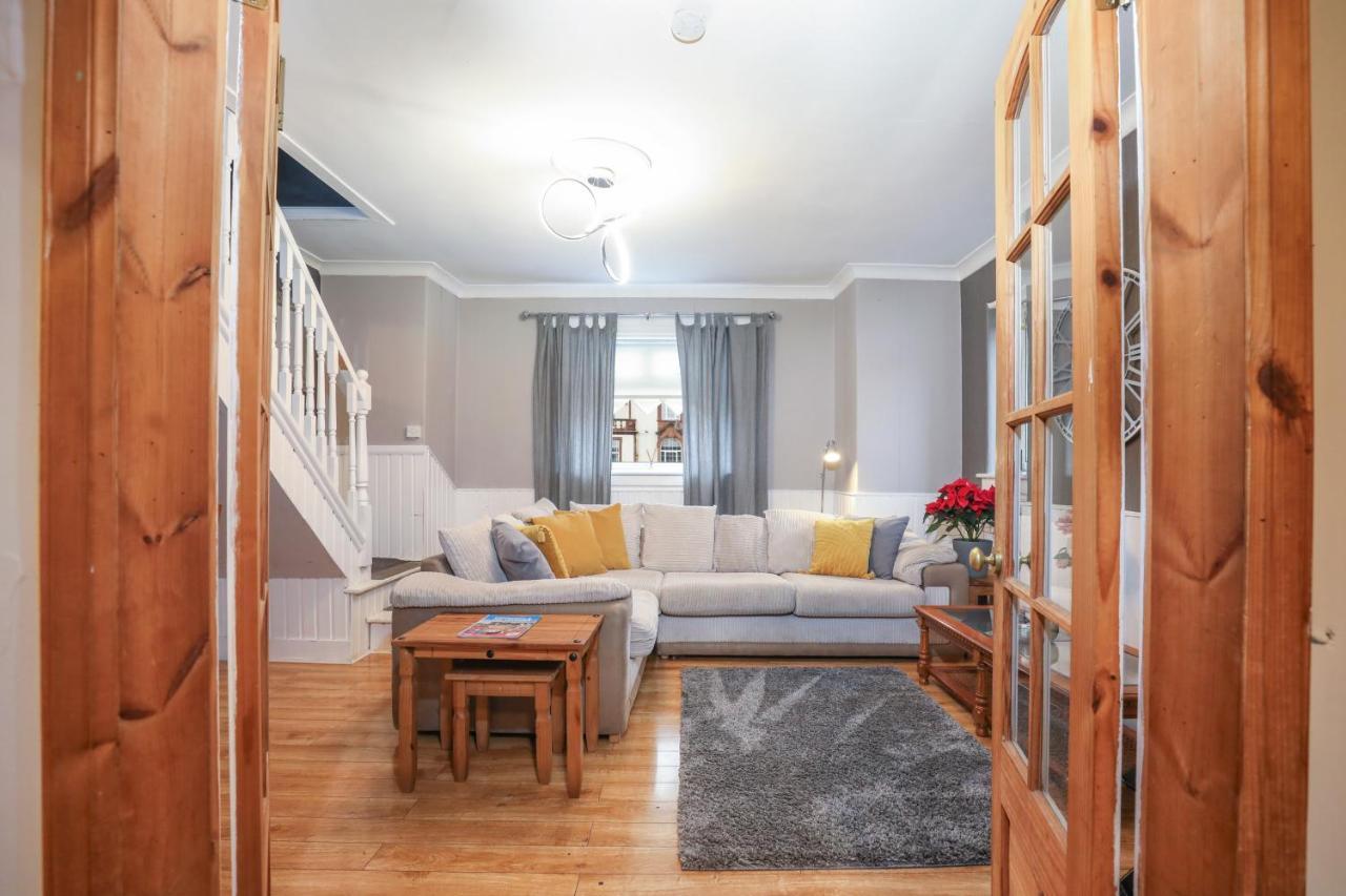 Beautiful 4 Bedroom Cottage - Ideal Location - Free Parkingエディンバラ エクステリア 写真