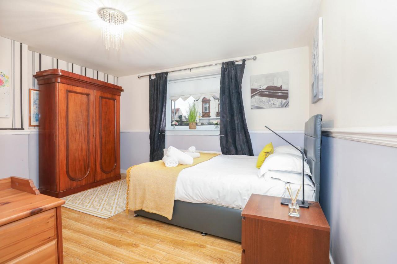 Beautiful 4 Bedroom Cottage - Ideal Location - Free Parkingエディンバラ エクステリア 写真