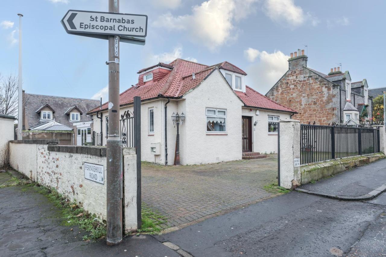 Beautiful 4 Bedroom Cottage - Ideal Location - Free Parkingエディンバラ エクステリア 写真